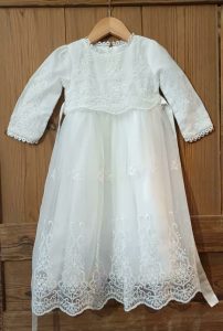 robe bapteme dentelle blanche